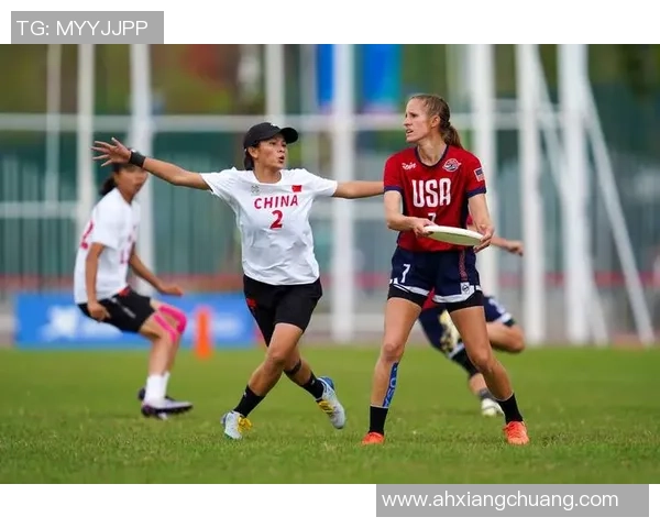 城市马拉松赛事点评聚焦上海飞盘队展现出的灵活性与团队协作能力